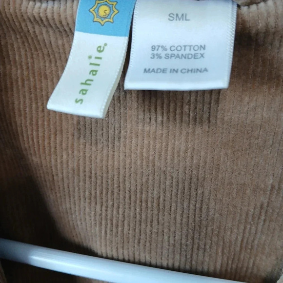 Sahalie women's size S tan corduroy zip up jacket with pockets - Picture 4 of 8